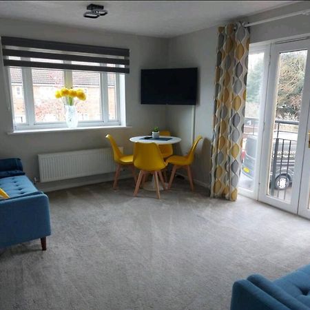 2 Bedroom Apartment Exhall Exterior foto
