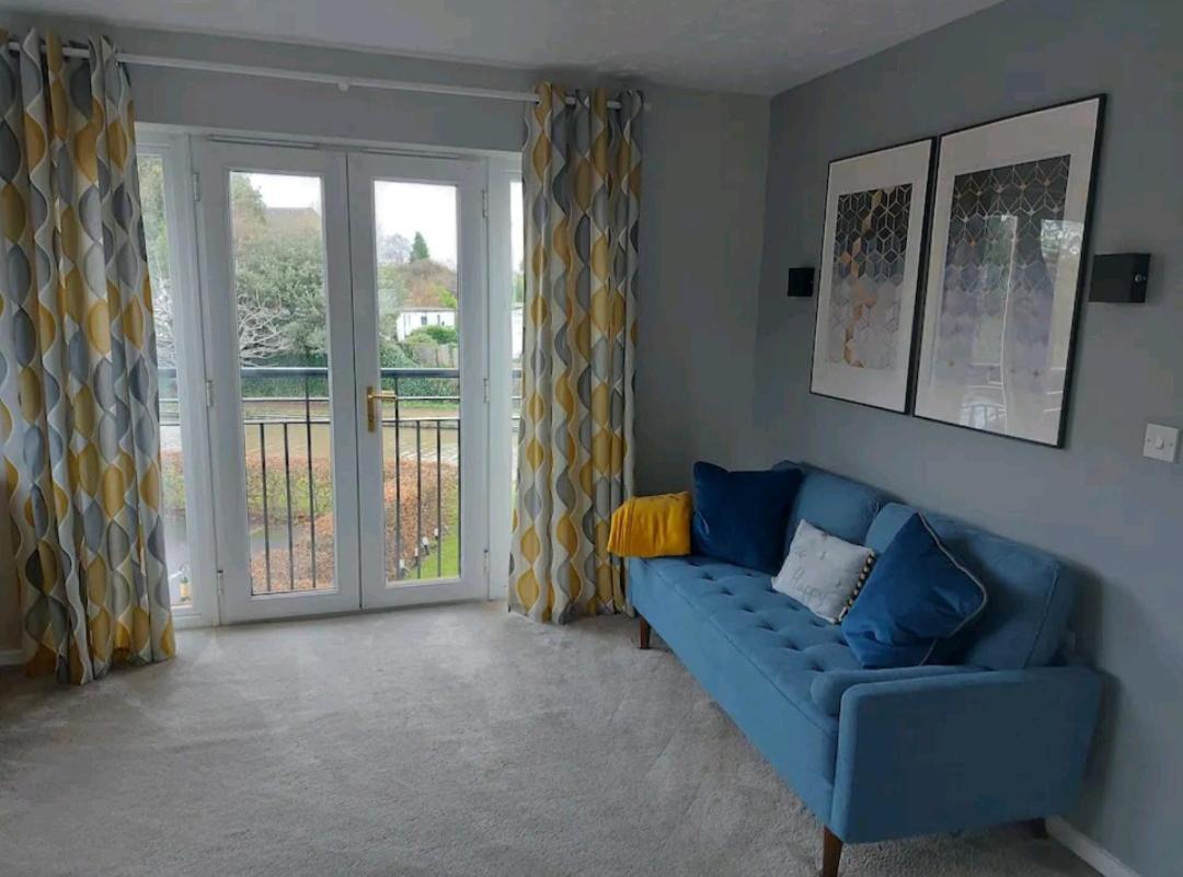 2 Bedroom Apartment Exhall Exterior foto